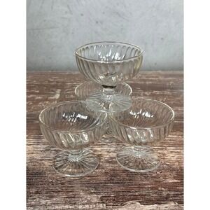Set of 4 Vintage Clear Glass Swirl Dessert Coupe Glasses Footed Sherbet Cups